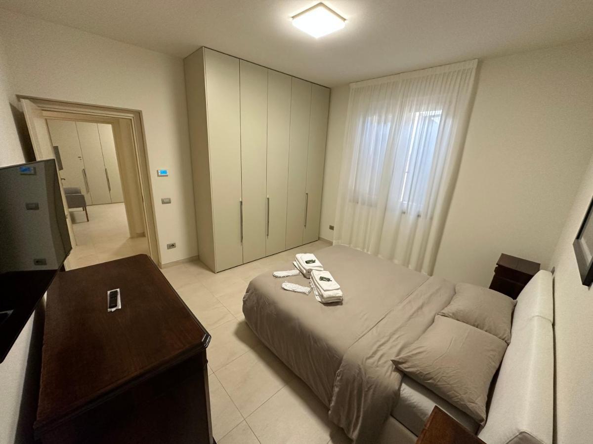 Casavale Elegante Residenza 108 Mq Max 7 Persone Appartement Piacenza Buitenkant foto