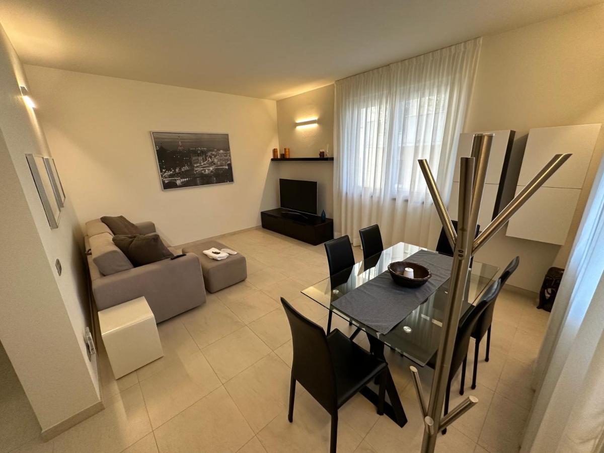 Casavale Elegante Residenza 108 Mq Max 7 Persone Appartement Piacenza Buitenkant foto