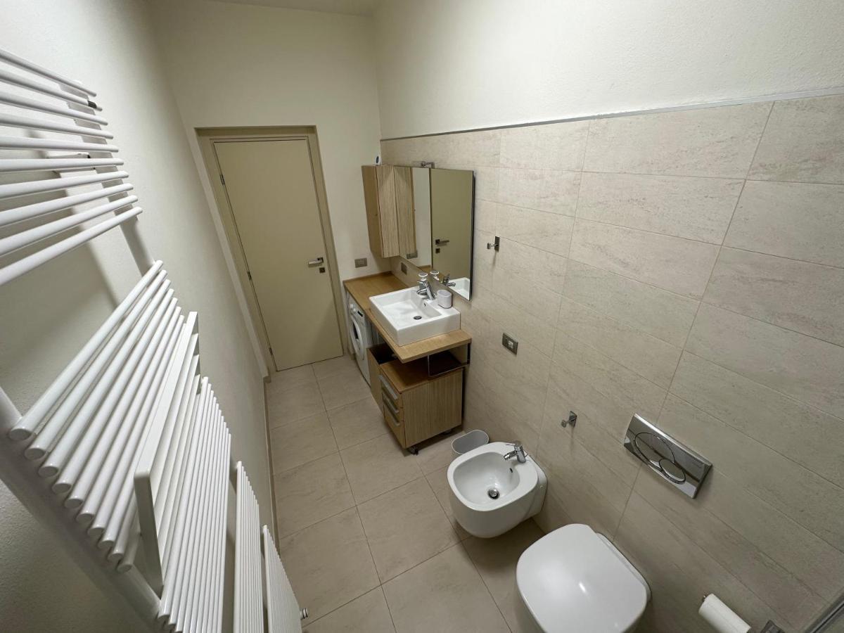 Casavale Elegante Residenza 108 Mq Max 7 Persone Appartement Piacenza Buitenkant foto