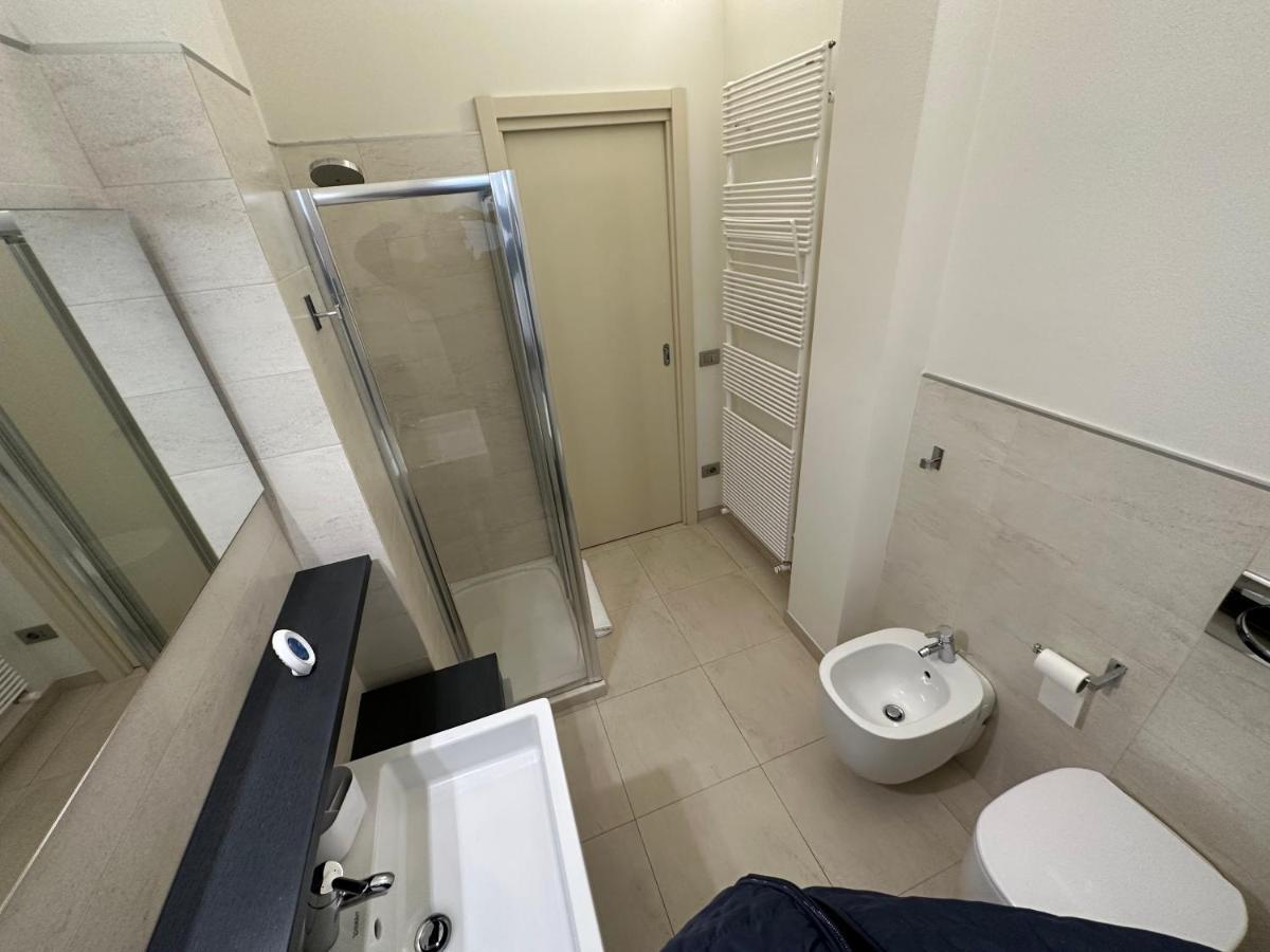 Casavale Elegante Residenza 108 Mq Max 7 Persone Appartement Piacenza Buitenkant foto