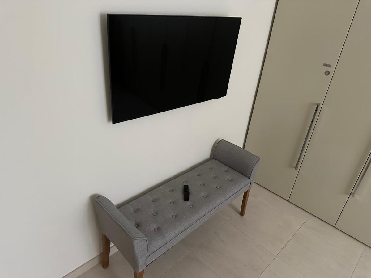 Casavale Elegante Residenza 108 Mq Max 7 Persone Appartement Piacenza Buitenkant foto