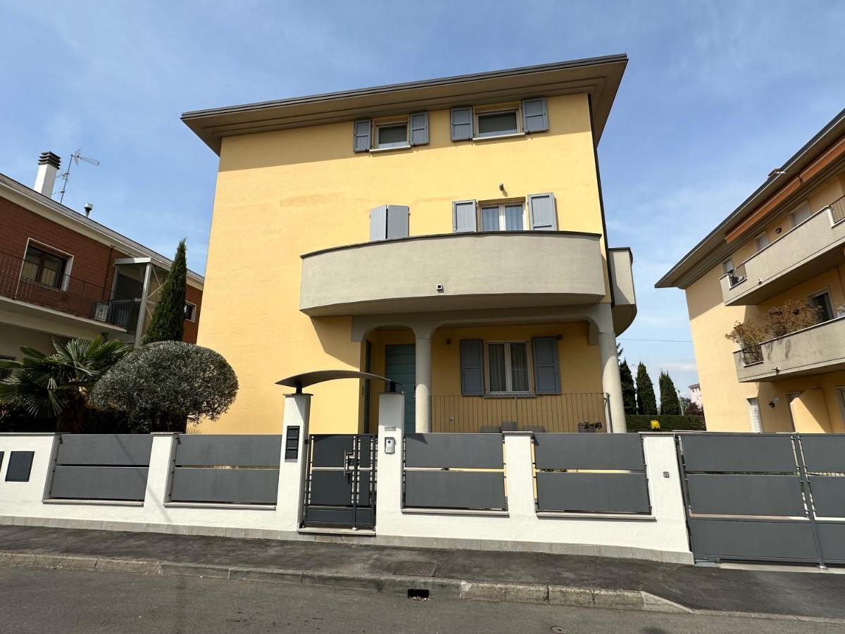 Casavale Elegante Residenza 108 Mq Max 7 Persone Appartement Piacenza Buitenkant foto